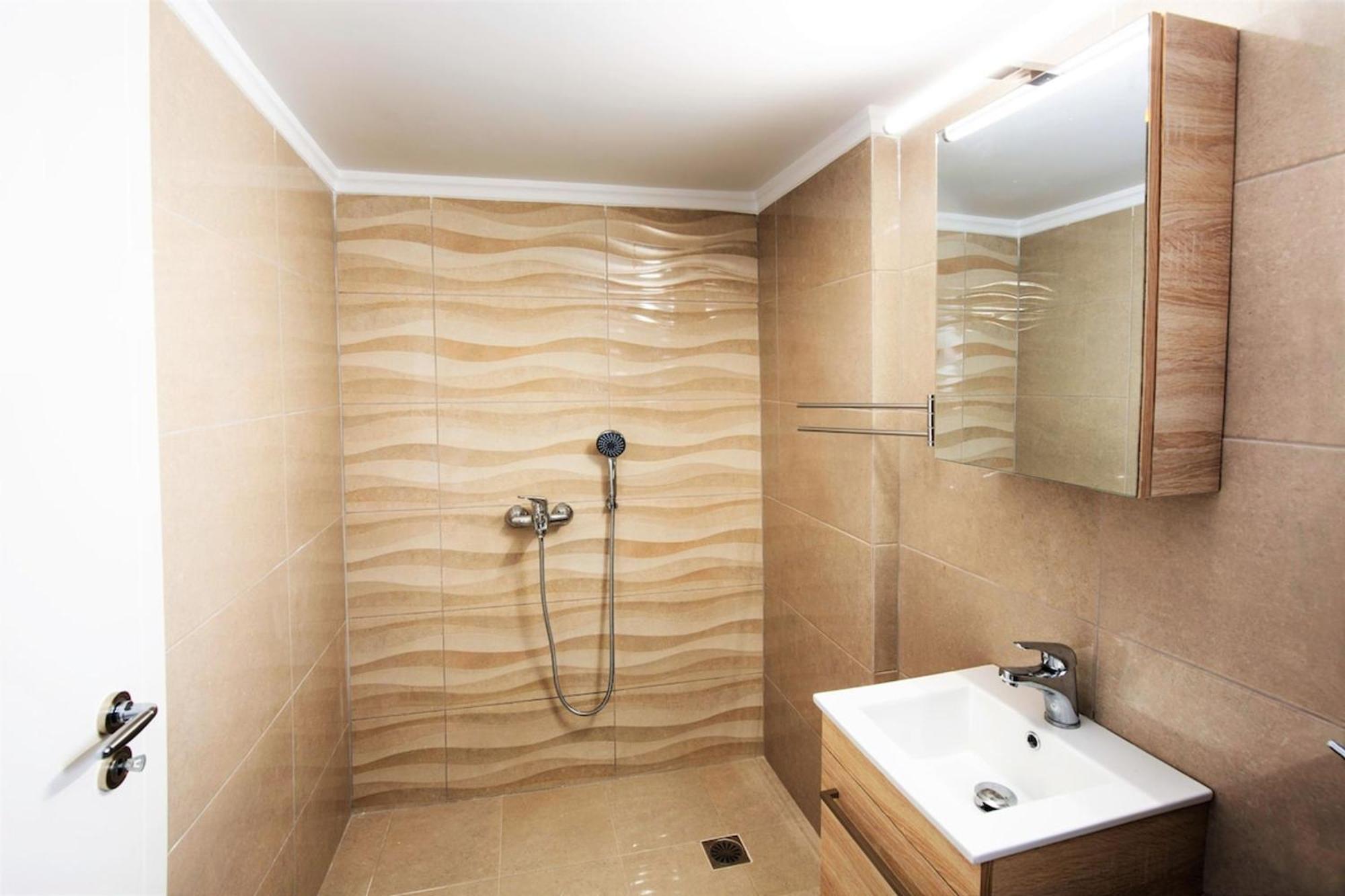Peaceful Renovated Apartment Near Lycabettus Hill Atene Esterno foto
