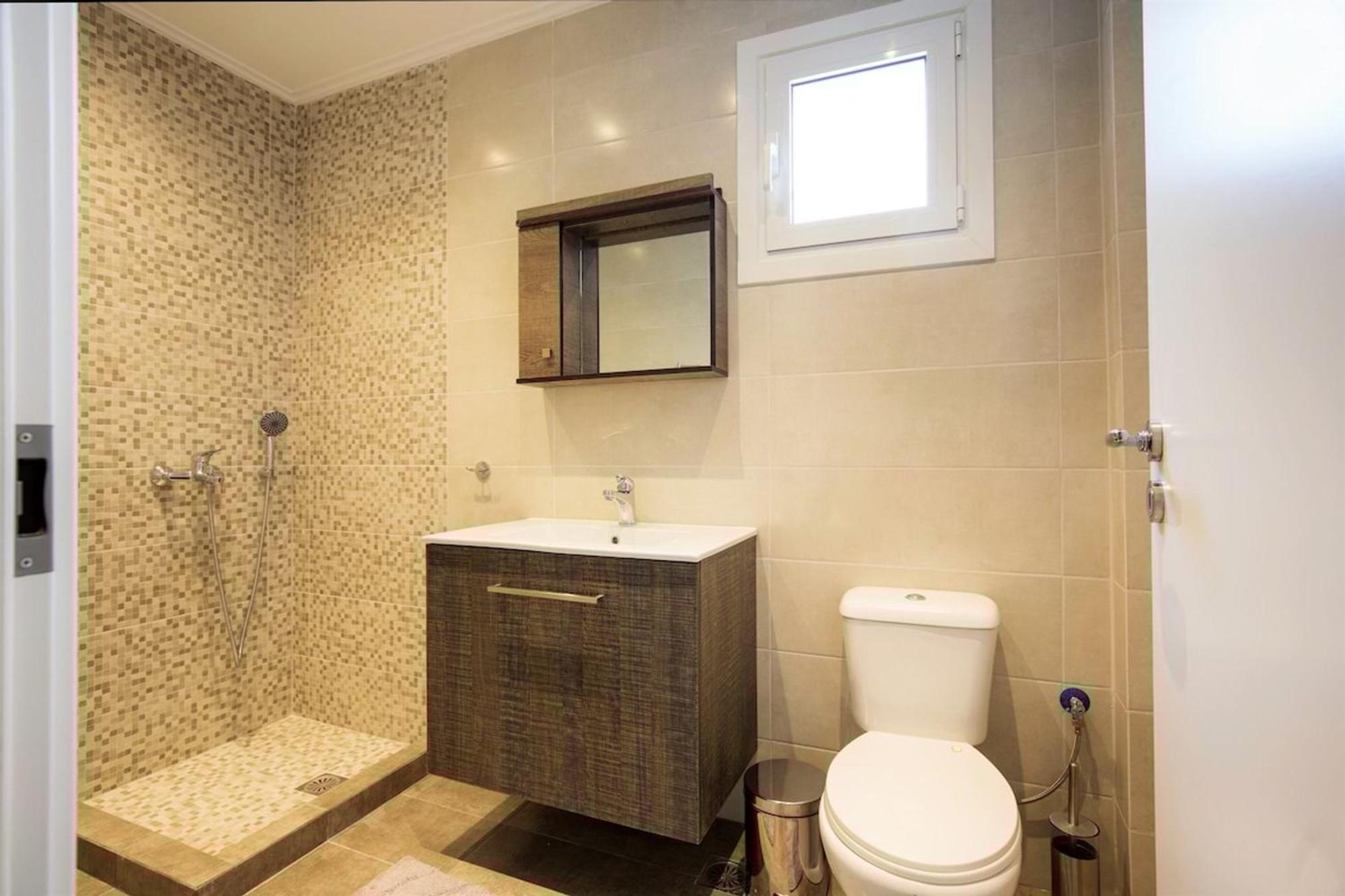 Peaceful Renovated Apartment Near Lycabettus Hill Atene Esterno foto